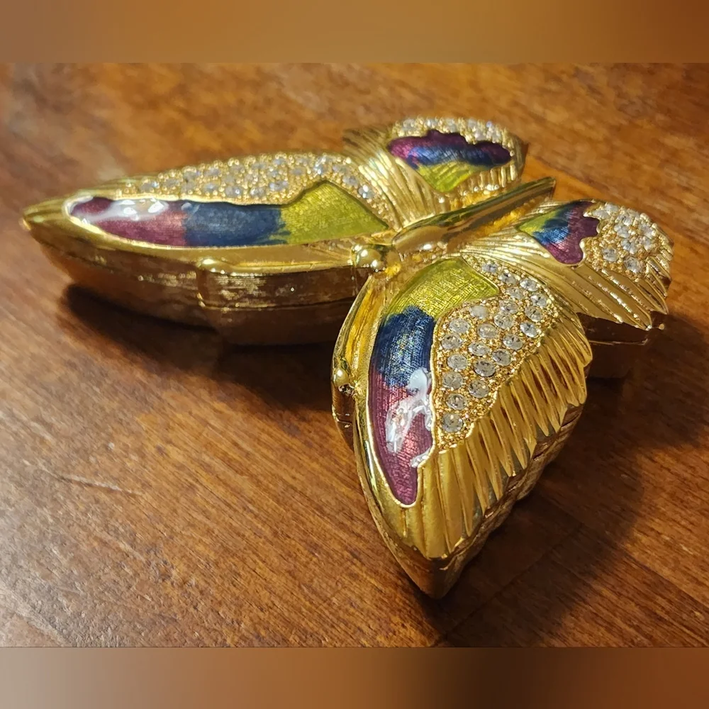 Bob Mackie gorgeous signed